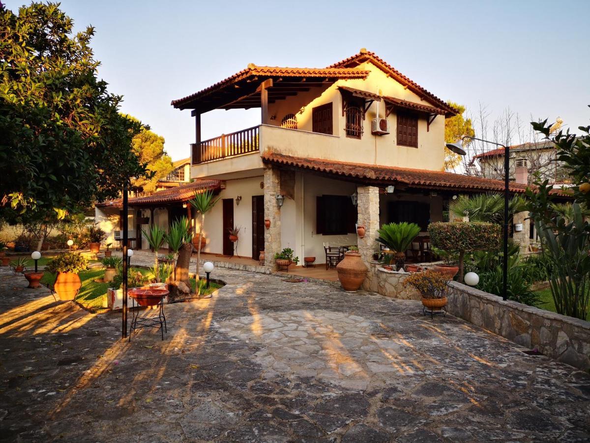 Villa Lena Entire Cottage Kalamaki  Luaran gambar