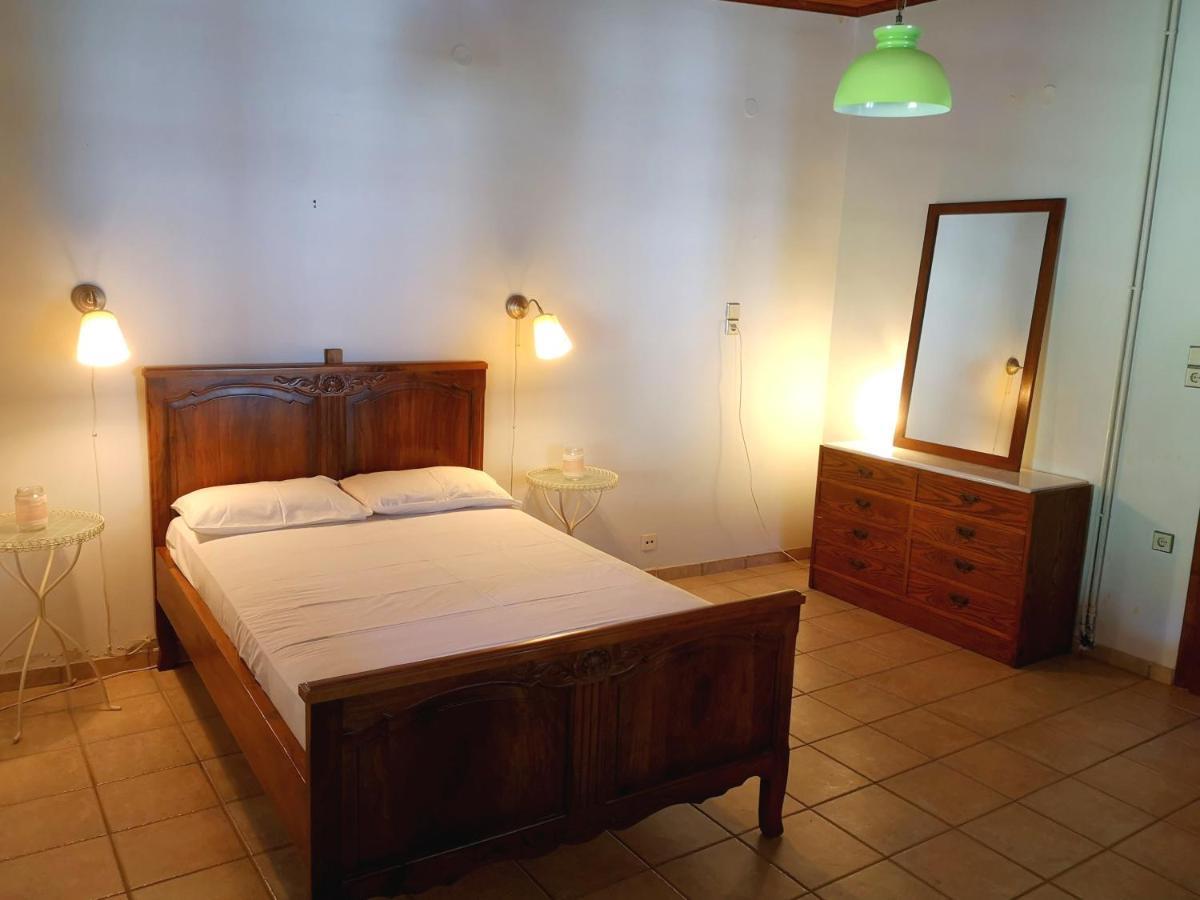 Villa Lena Entire Cottage Kalamaki  Luaran gambar